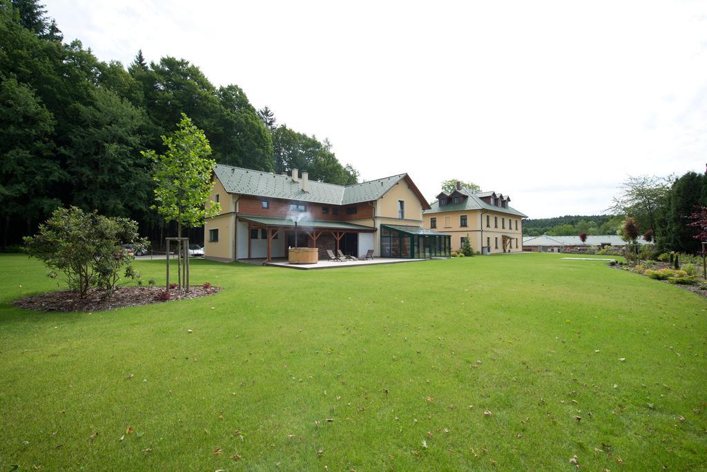 Resort Johanka Kamenice nad Lipou Exterior photo